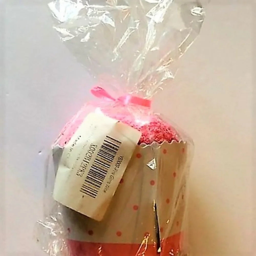 CUPCAKE BRING ME A GLASS OF WINE NOVELTY SOCKS WINE LOVER GIFT